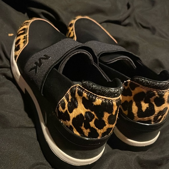 Cheata print Micheal Kors tennis shoes. Authentic - Picture 1 of 6